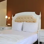 Ceshme Çeşme