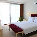 Ceshme 4* Çeşme