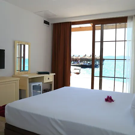 Ceshme Hotel Cesme