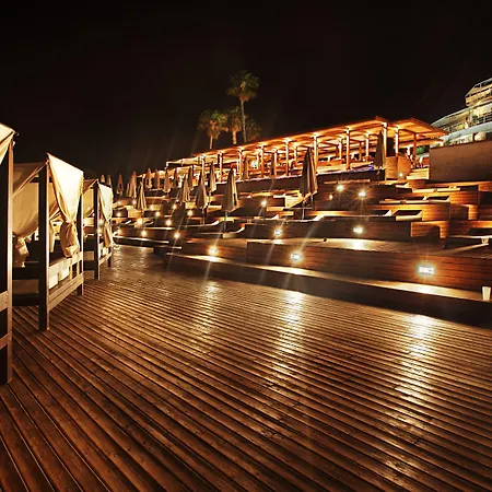 Ceshme Hotel