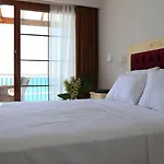 Ceshme Otel Çeşme
